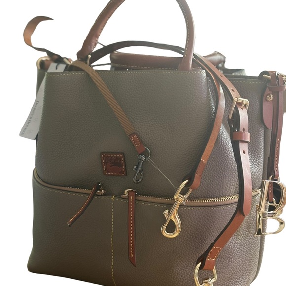 Nwt- Dooney and Bourke pebble grain bag👜👛 - Picture 7 of 8